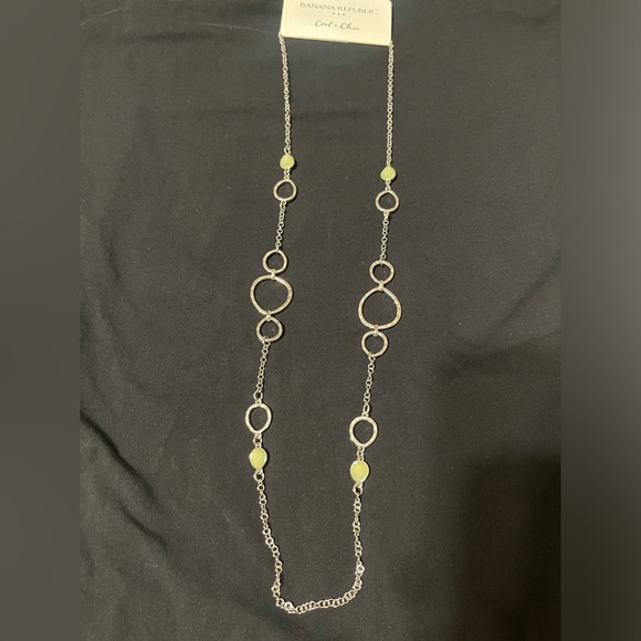 NWT BANANA REPUBLIC Silver Color Necklace with green stones accent - Picture 2 of 4